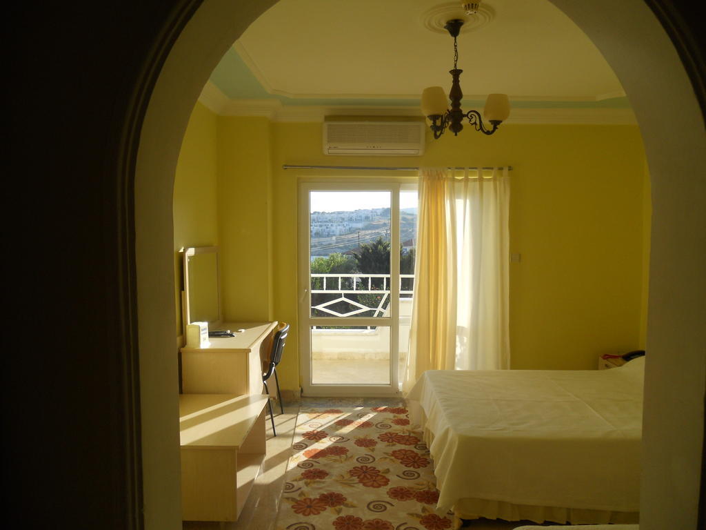 Baris Hotel Erdemli Exteriör bild