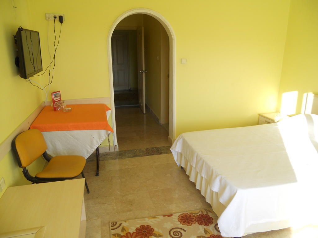 Baris Hotel Erdemli Exteriör bild