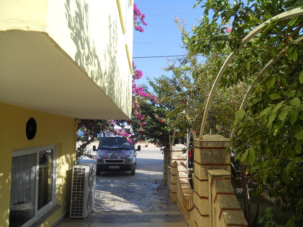 Baris Hotel Erdemli Exteriör bild
