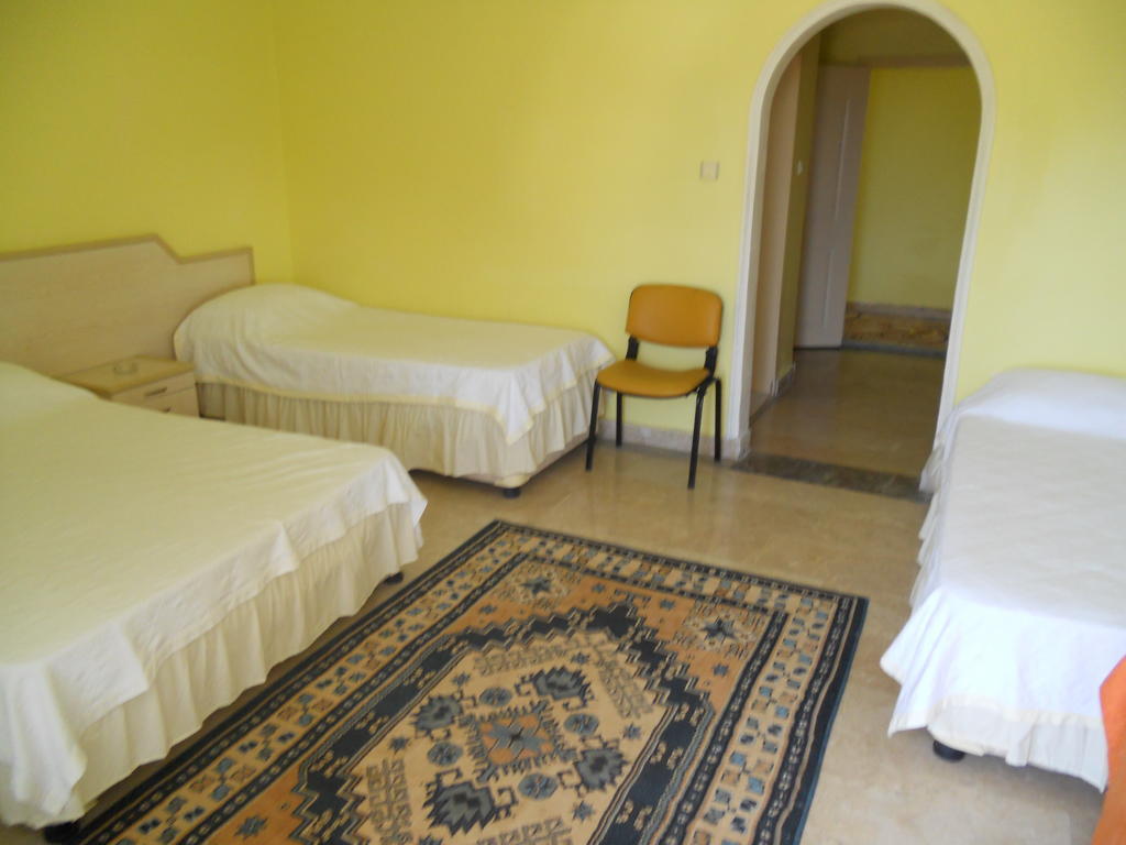 Baris Hotel Erdemli Exteriör bild